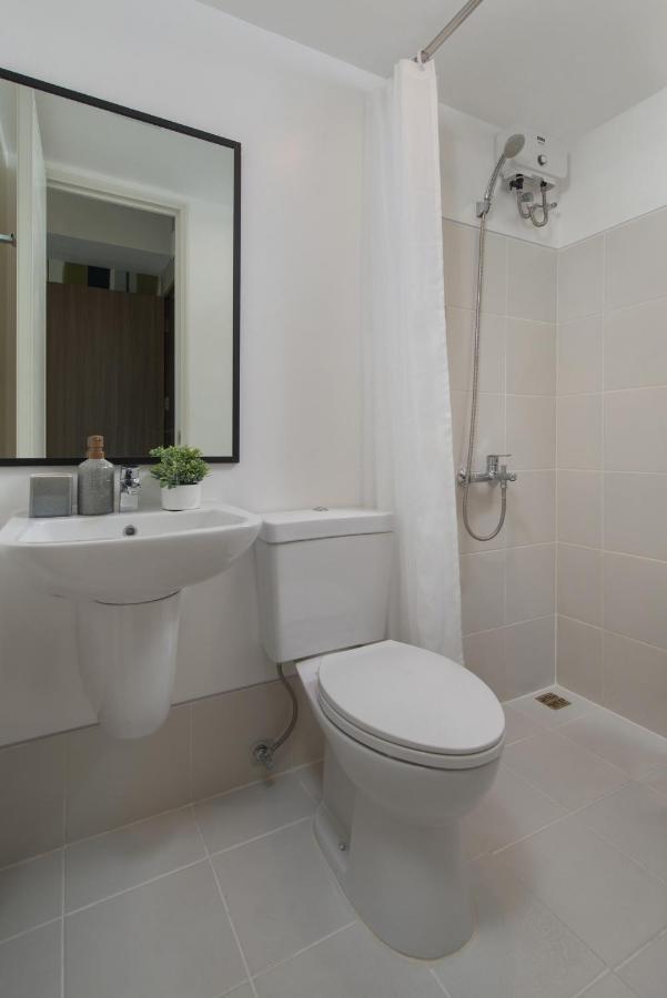 The Suites At Torre Lorenzo Malate - Managed By The Ascott Limited Manila Bagian luar foto