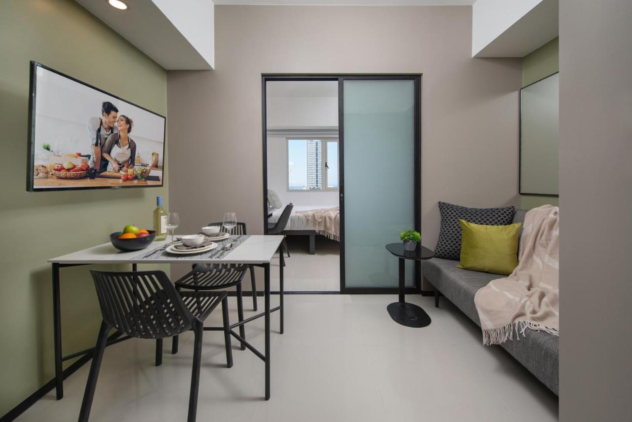 The Suites At Torre Lorenzo Malate - Managed By The Ascott Limited Manila Bagian luar foto